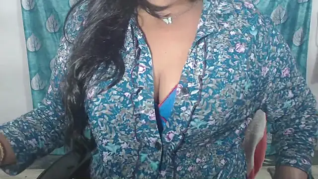 Sophia_yourのライブXXXチャット