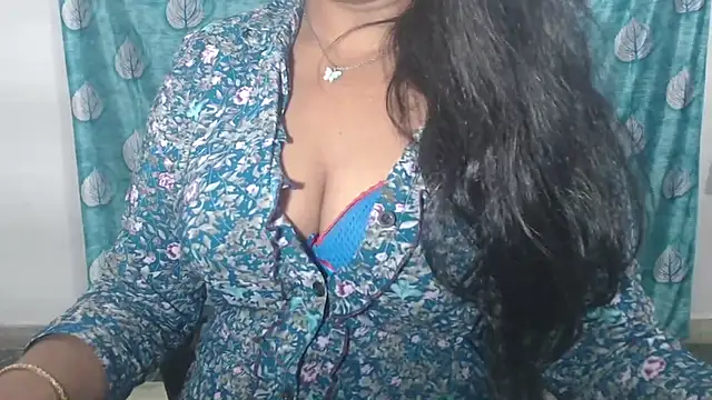 Sophia_your 即時 XXX 聊天