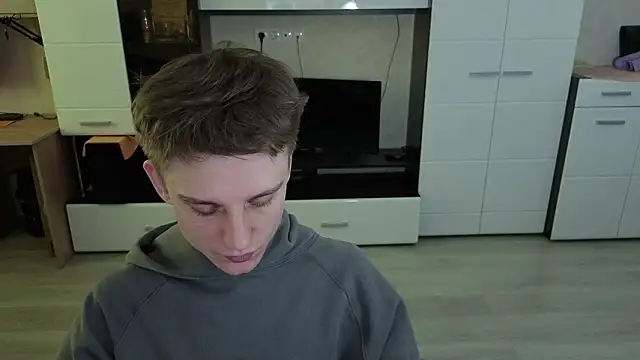 angryzan Adlı Modelin Canlı XXX Sohbeti