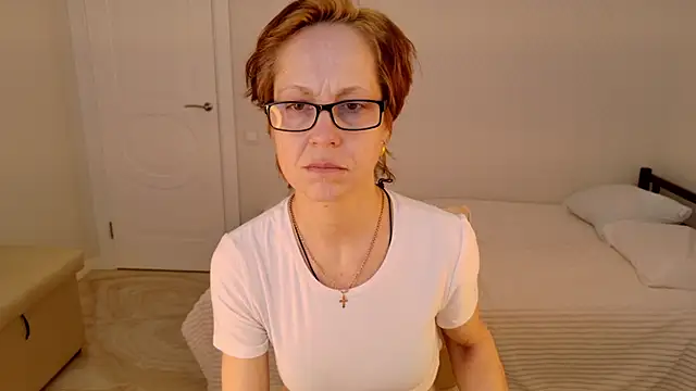 LioraWeiss' Live XXX Chat