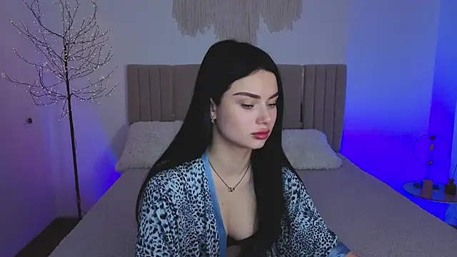 Silena_sky Adlı Modelin Canlı XXX Sohbeti