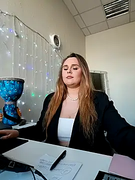 Juicy_PeachLux's Live XXX Chat