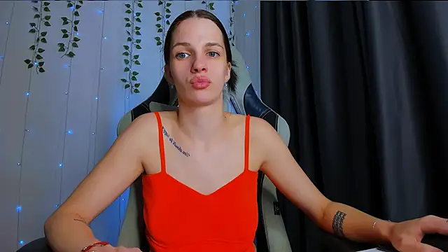 KarlaSim লাইভ XXX চ্যাট