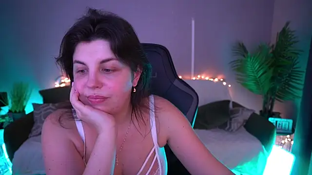 Chatroom XXX en direct de MirandaWong