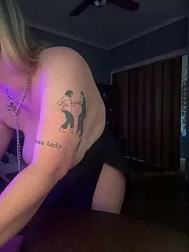 Chatroom XXX en direct de Granlady7