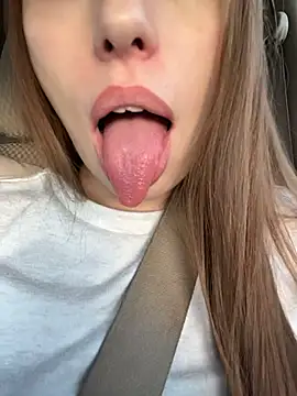 Chatroom XXX en direct de LeiaMood