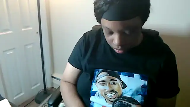 Chatroom XXX en direct de Sexymona1218