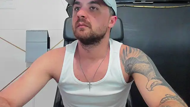 JamesMyerss Show in webcam