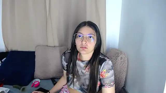 Czat XXX na żywo – lessliee22_