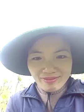 ngan-cute Live XXX-chat