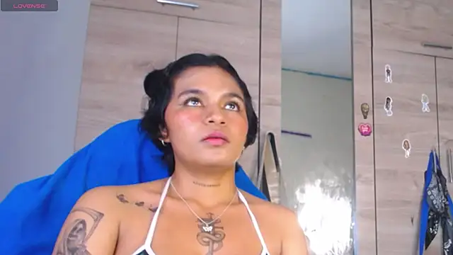 alessia_temptation: онлайн-секс-чат