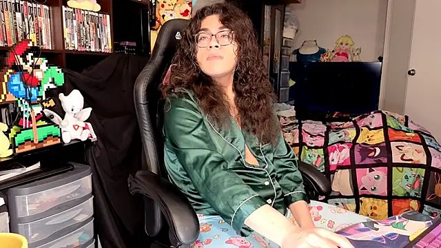 ShinyCherub: онлайн-секс-чат