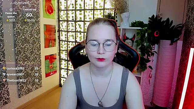 Chat +18 de Anny_Twelvetrees ao vivo