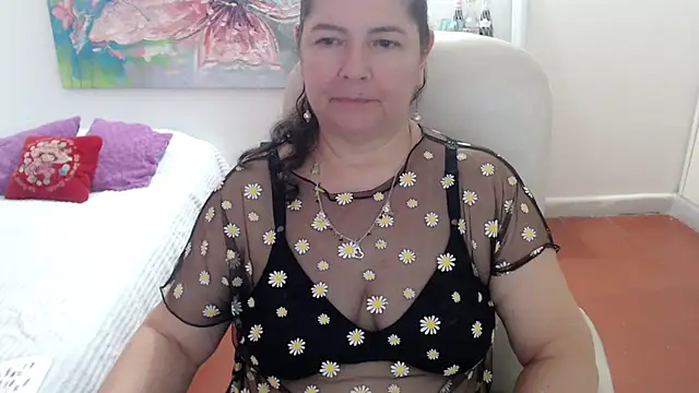 leonela_69's Live XXX Chat