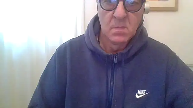 ANONIMO7735 – Naživo XXX chat