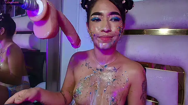 Chat +18 de baby_naughty1_ ao vivo