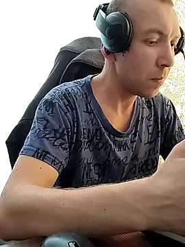 _uncle_Mitya-43_のライブXXXチャット