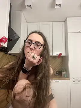 Czat XXX na żywo – MartiniiSelenna