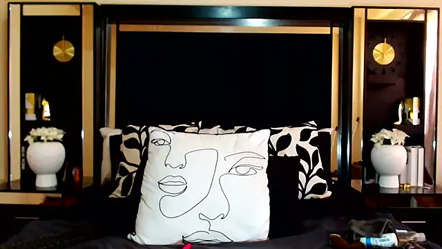 MONSTERTITS44DDD 现场XXX聊天