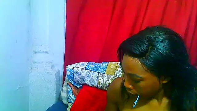 freaky_naughty 现场XXX聊天