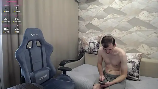 Show modela SerzhKorol1 na web-kameri