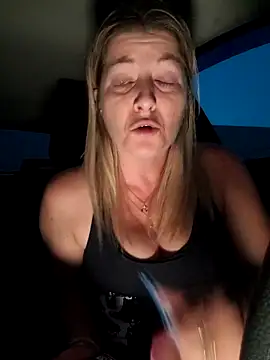 Chat XXX en directo de NikkiBlisss