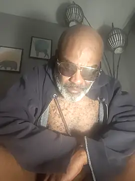 Chat XXX en directo de sinnernoir