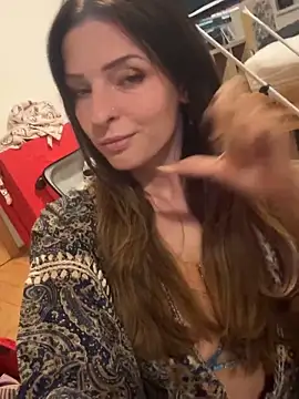 Chat XXX en directo de _Katherine_Pierce_