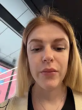 แชท XXX สดของ HarrietDart