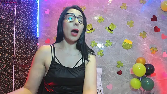 adellelennoxxのライブXXXチャット