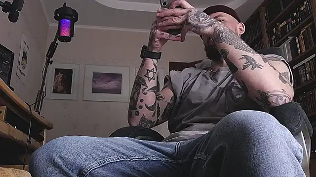 FindomJason's Live XXX Chat