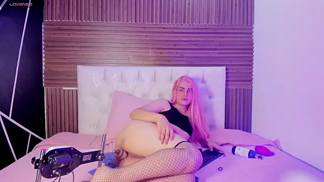 SophieWolf_n Webbikameraesitys