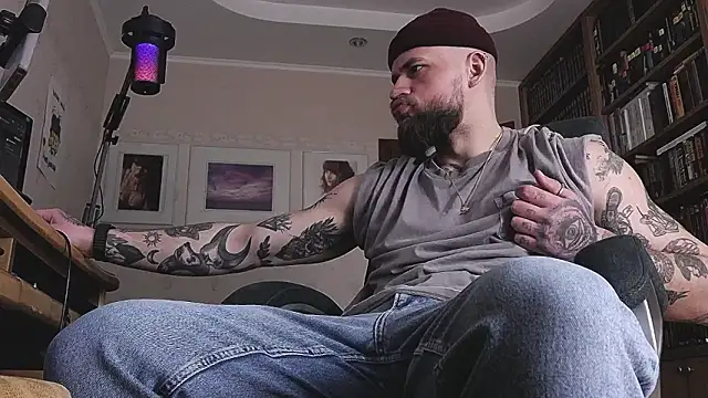 Вебкам-шоу FindomJason