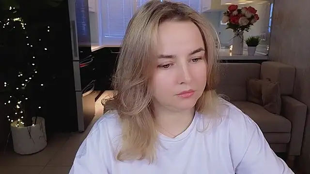 Živý XXX chat Mira_Mermayd
