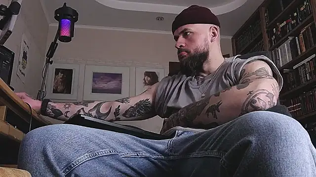 Show Webcam de FindomJason