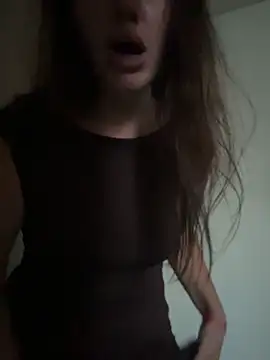 KiraSunshine 现场XXX聊天