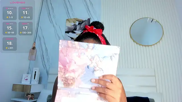 Chat XXX en directo de Afro_Luna