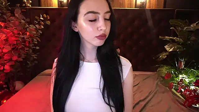 دردشة WildKittenX_ الجنسية المباشرة