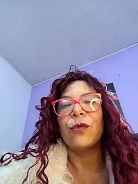 Scarlet_curly8a Chat XXX live