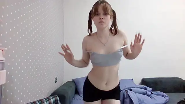 Ammymia's Live XXX Chat