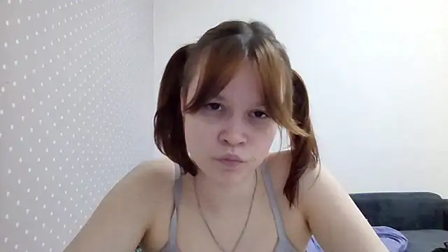 Ammymia 라이브 XXX 채팅