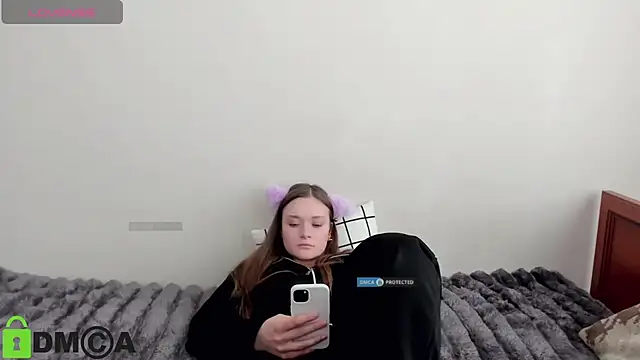 Elina_X Adlı Modelin Canlı XXX Sohbeti