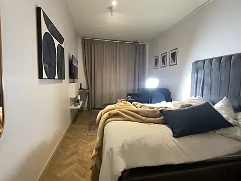 MissLola27n Webbikameraesitys