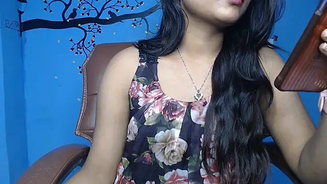 Wish_Queen Adlı Modelin Web Kamerası Şovu