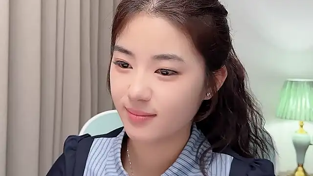 Nicole20266's Webcam Show