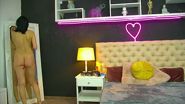 TaniaKaverina live XXX chat