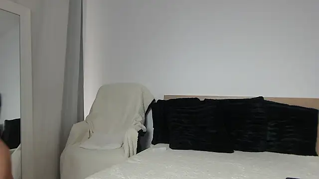 Layla23a Chat XXX in diretta