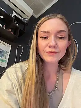 MilaMoone 라이브 XXX 채팅