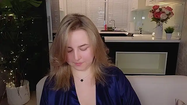 Mira_Mermayd Chat XXX in diretta