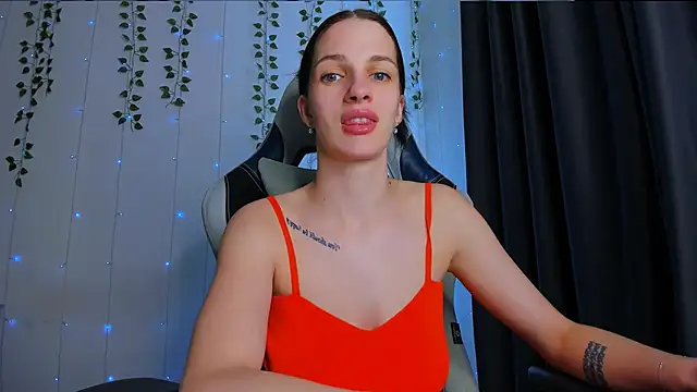 KarlaSimn Live XXX chat